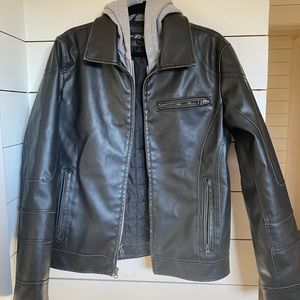 Men’s Black Leather Jacket w detachable grey hoodie Size Small Black Rivet